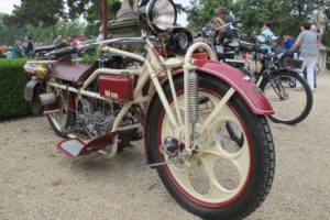 výstava veteránů Dobřichovice pod zámkem